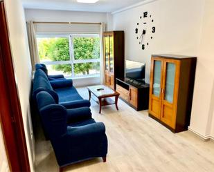 Living room of Flat to rent in Santiago de Compostela   with Heating, Furnished and Video intercom