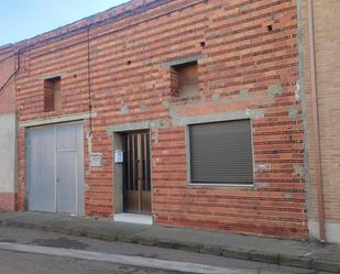 Vista exterior de Casa adosada en venda en San Cristóbal de Entreviñas