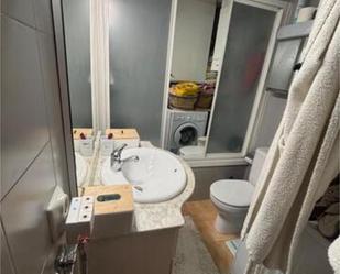 Bathroom of Flat for sale in Figueres  with Heating and Furnished