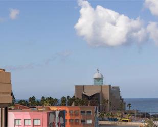 Vista exterior de Pis en venda en Las Palmas de Gran Canaria