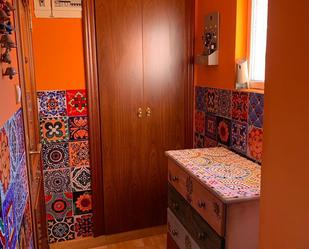 Bathroom of Flat for sale in La Robla   with Balcony