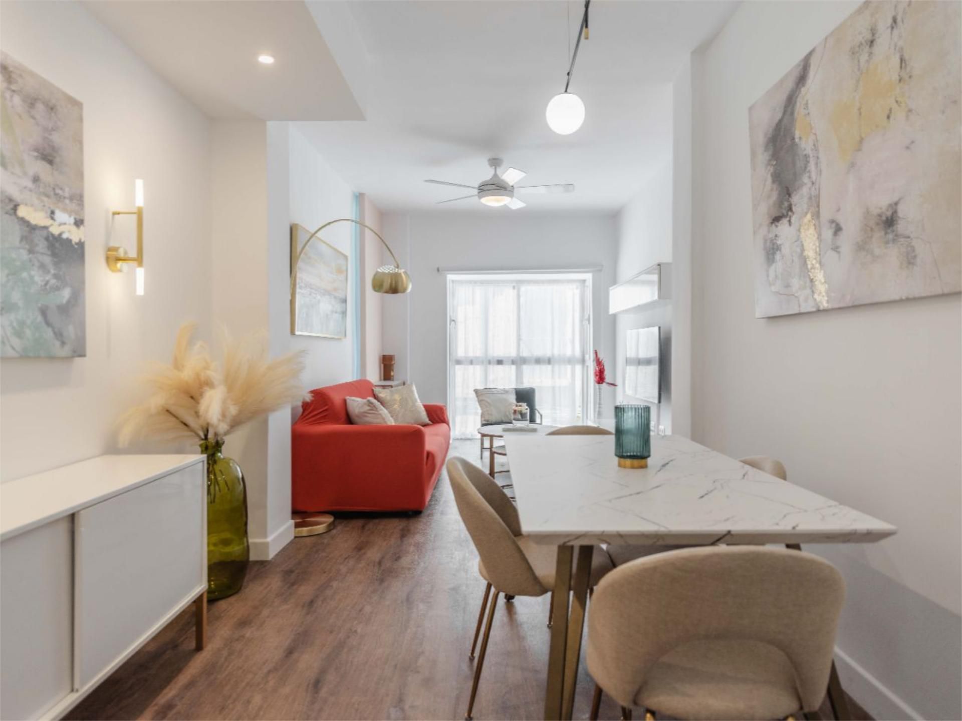Living room of Flat for sale in Málaga Capital  with Air Conditioner, Parquet flooring and Terrace