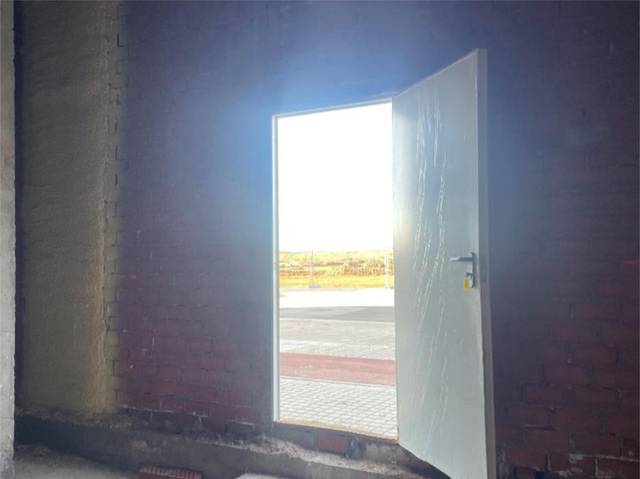 Local comercial en Alquiler en Escritora Yolanda Oreamuno, 8 en Poniente-Norte - Miralbaida - Parque Azahara