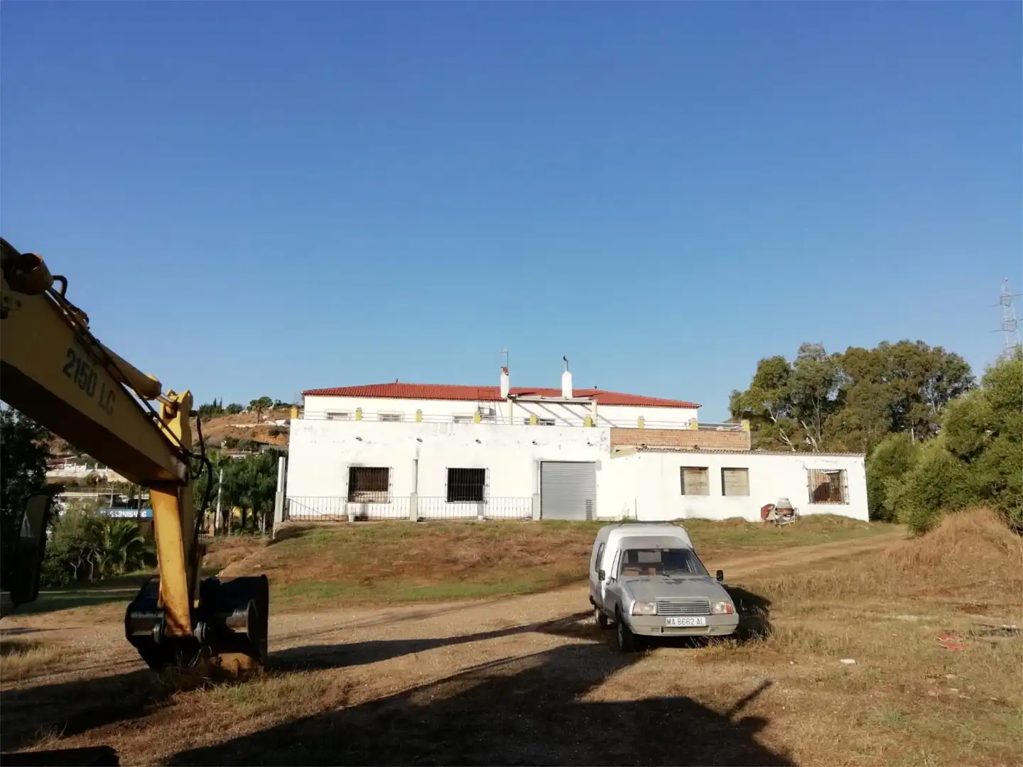 Casa adosada en venda a Calle Carambola, 66, El Romeral - Peñón de Zapata Vista exterior de Casa adosada en venda en Alhaurín de la Torre amb Aire condicionat, Jardí privat i Terrassa