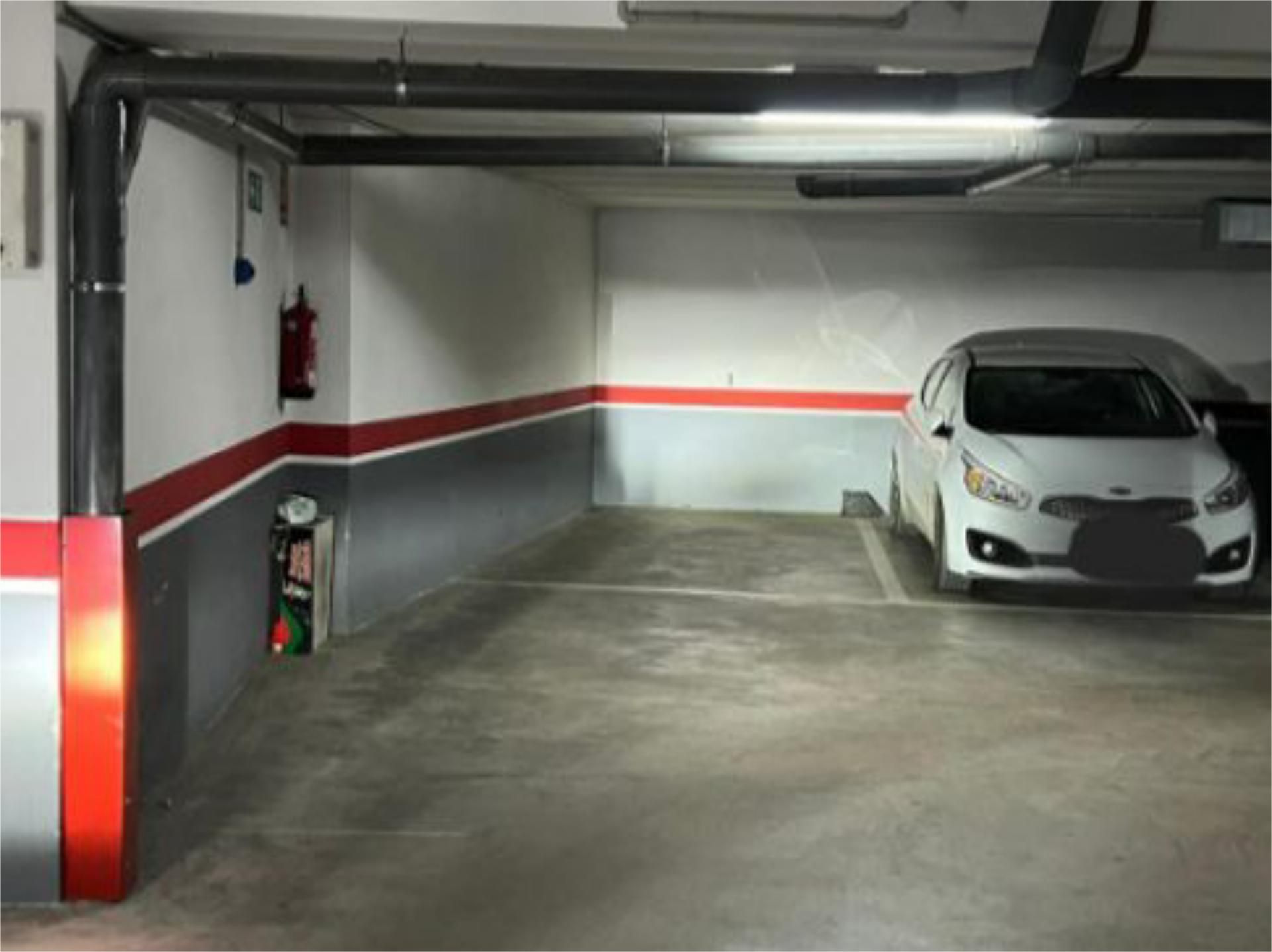 Parkplatz von Garage miete in Cabanillas del Campo