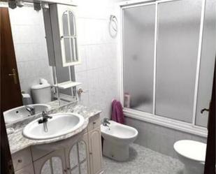 Bathroom of Flat to rent in Villafranca de los Barros