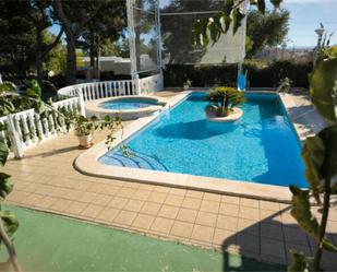 Piscina de Casa adosada en venda en Elche / Elx amb Calefacció, Jardí privat i Terrassa