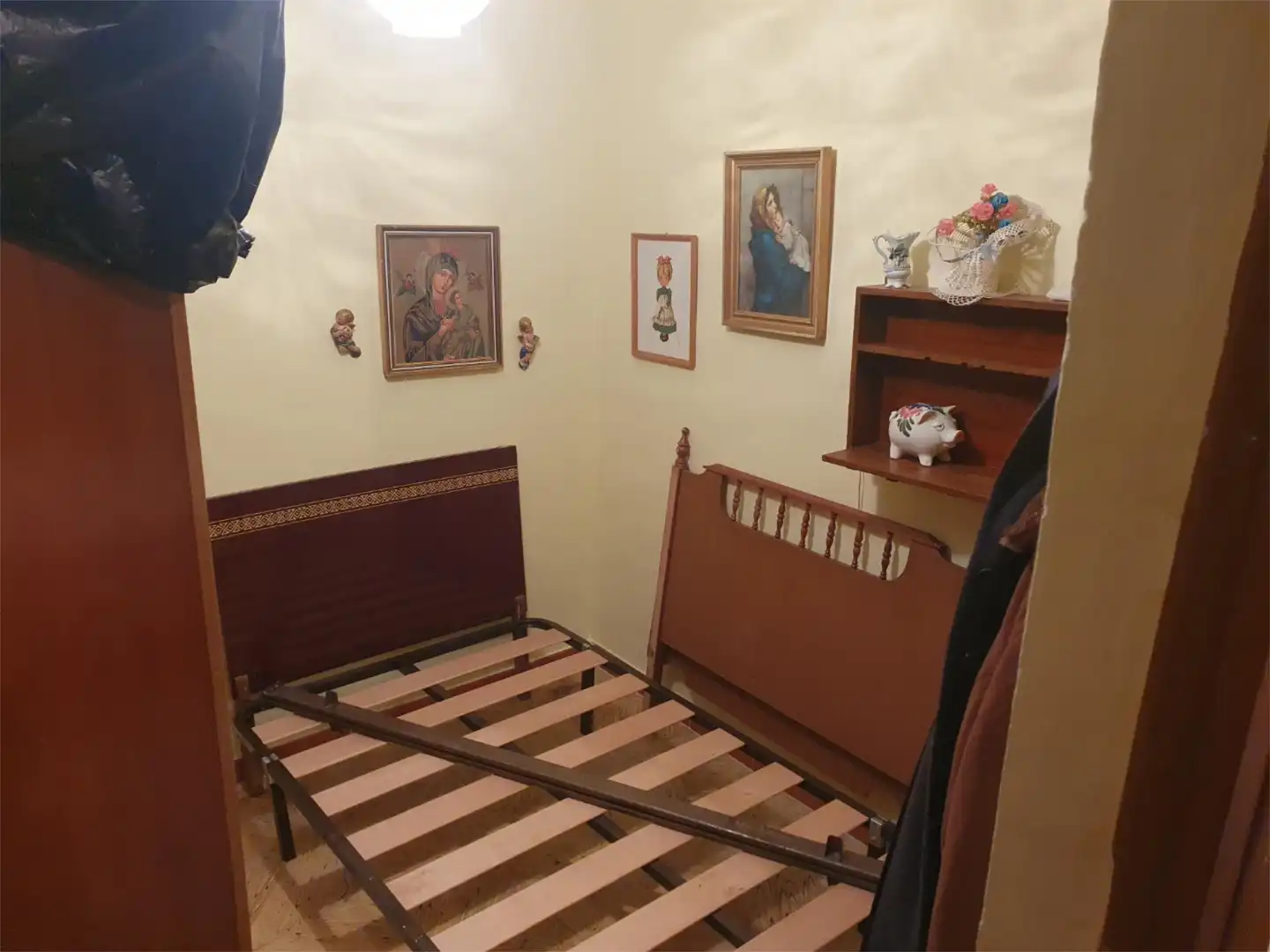 Habitación de Casa o chalet en venta en Guadix con Jardín privado, Terraza y Trastero