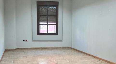 Foto 2 de Oficina de alquiler en Avenida Santa Lucía, 71, Nueva Alcalá, Alcalá de Guadaira