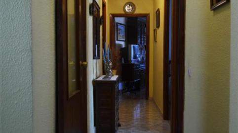 Foto 2 de Pis en venda a Calle Valmartino, 6, Cistierna, León