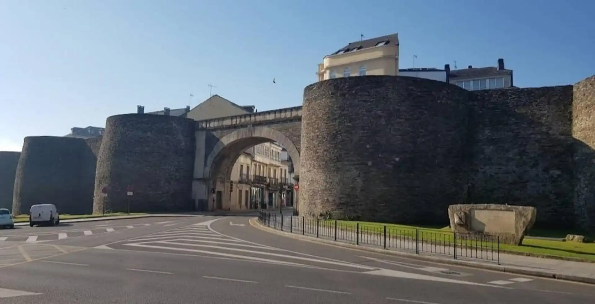 Local de alquiler en Avenida de A Coruña, 55, A Milagrosa Vista exterior de Local de alquiler en Lugo con Calefacción