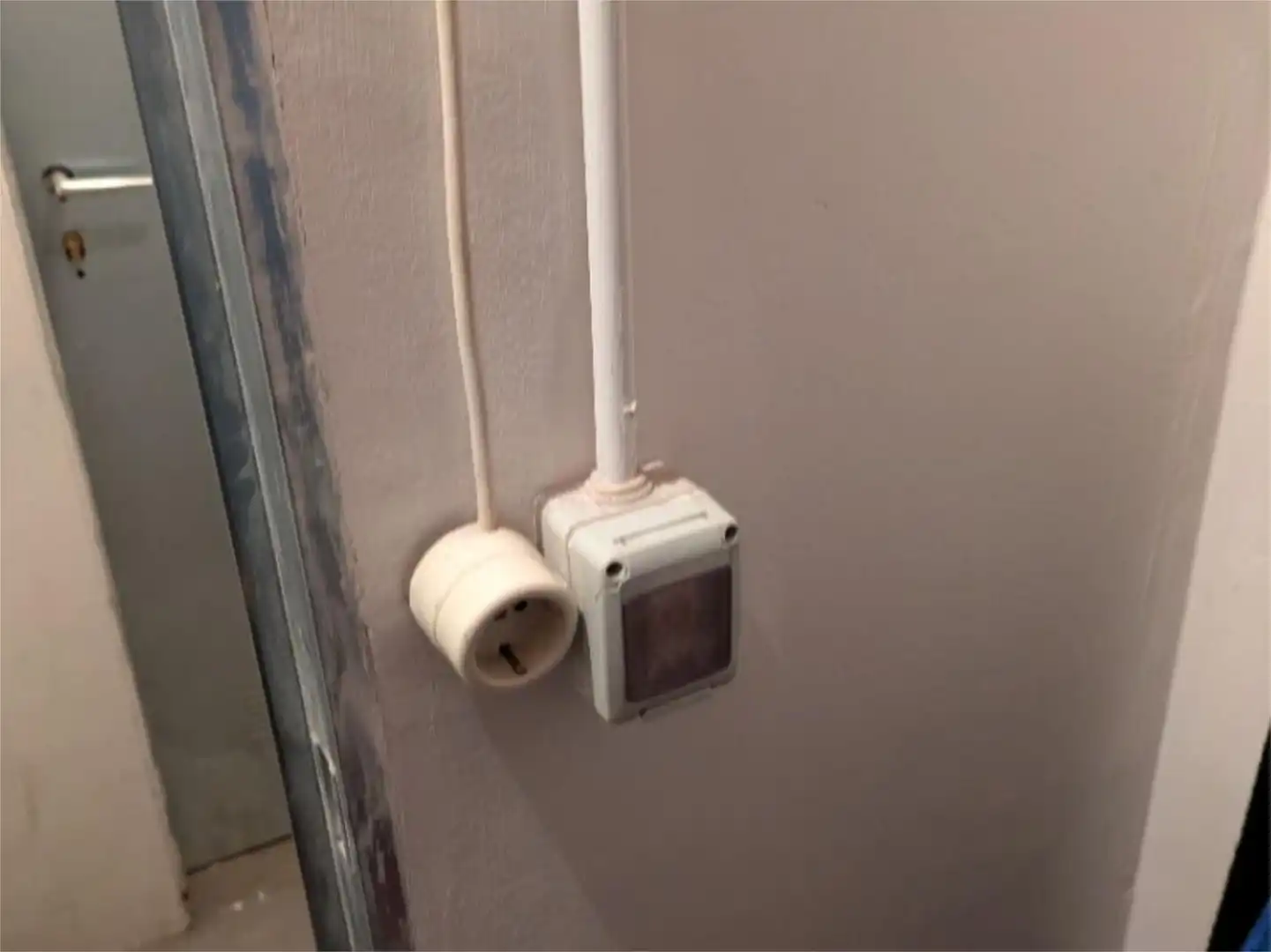 Bany de Garatge en venda en León Capital 
