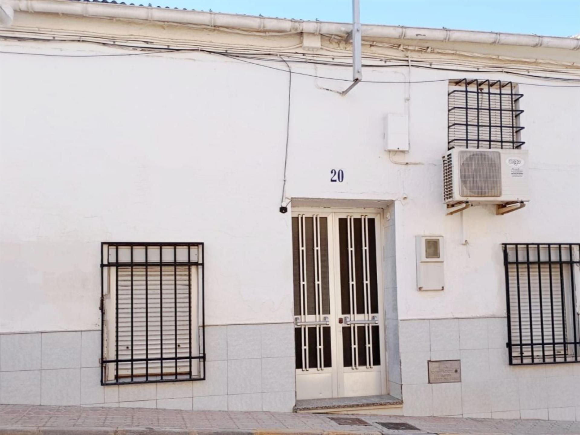 Exterior view of Planta baja for sale in Mengíbar  with Air Conditioner