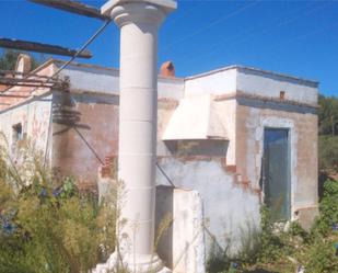 Vista exterior de Finca rústica en venda en El Vendrell amb Jardí privat, Terrassa i Piscina