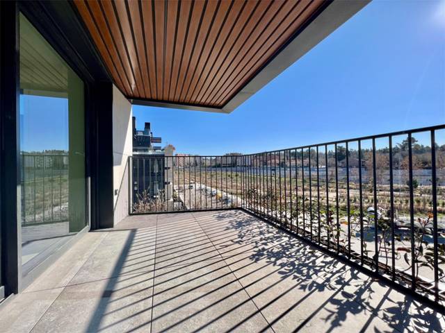 Piso en Alquiler en Calle Ángel Beato, 3 en Peñagrande