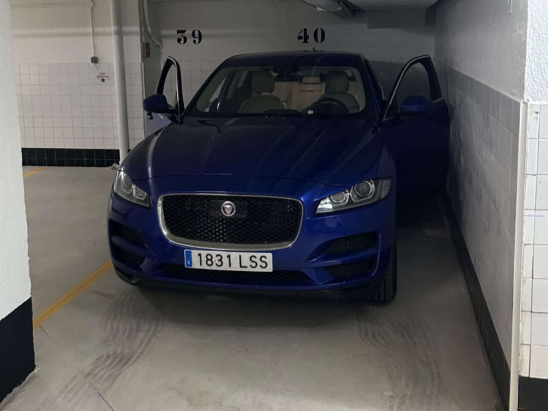 Parking of Garage for sale in  Madrid Capital