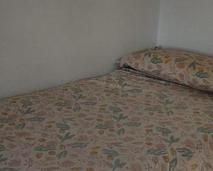 Bedroom of Flat to share in Mairena del Aljarafe  with Air Conditioner, Furnished and Oven