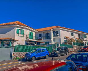 Vista exterior de Casa adosada en venda en Tacoronte amb Traster, Piscina i Aparcament comunitari