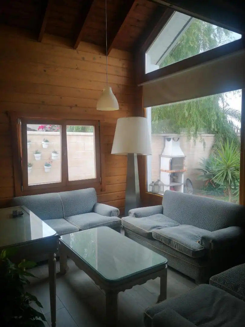 Wohnzimmer von Haus oder Chalet zur Miete in Vejer de la Frontera mit Privatgarten, Parkett und Terrasse