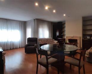 Living room of Flat to rent in  Lleida Capital  with Air Conditioner, Heating and Parquet flooring