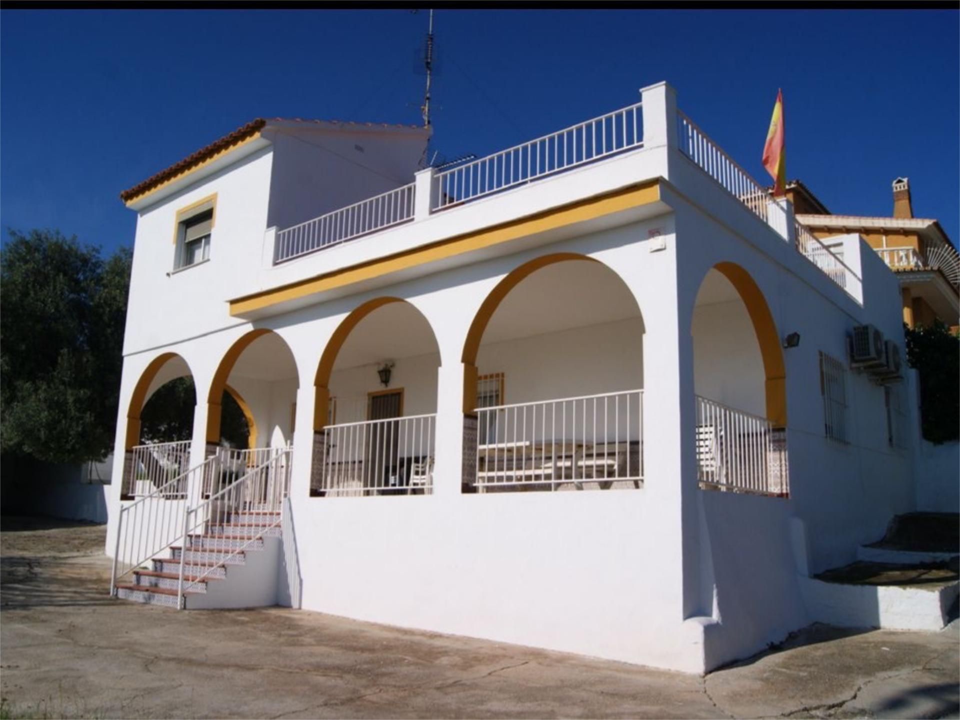 Vista exterior de Casa o xalet en venda en Málaga Capital amb Aire condicionat, Calefacció i Jardí privat