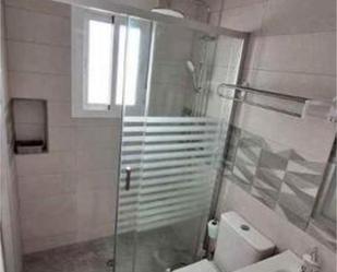 Bathroom of House or chalet to rent in Conil de la Frontera  with Private garden, Terrace and Swimming Pool