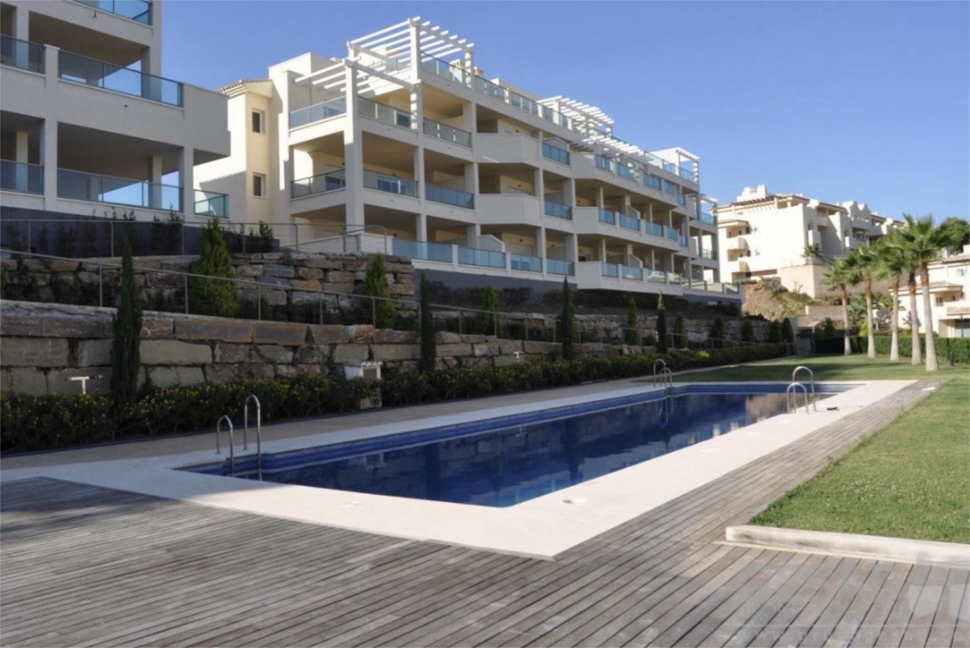 Piscina de Pis en venda en Mijas amb Aire condicionat, Terrassa i Piscina