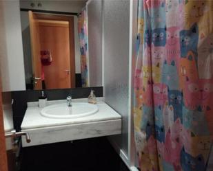 Bathroom of Flat for sale in Ciudad Real Capital  with Heating, Private garden and Storage room