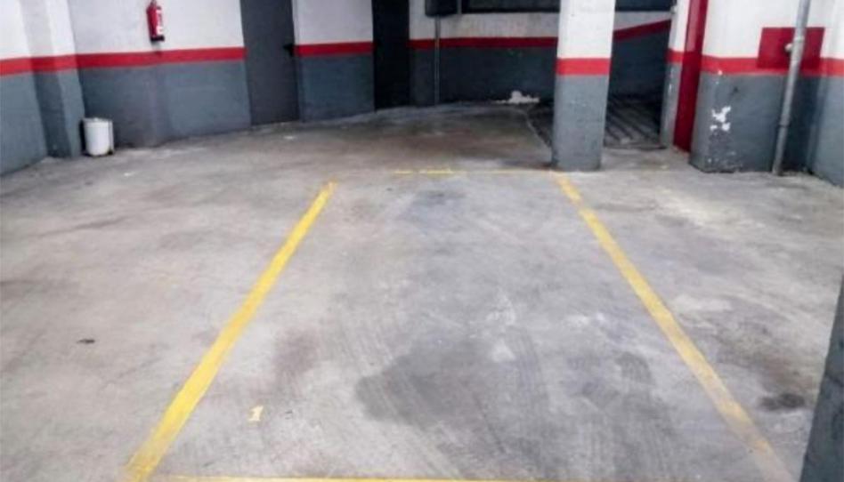 Garatge de lloguer a Carrer de Josep Sangenís, 10, La Teixonera, Barcelona - imatge 1 Foto 1 de Garatge de lloguer a Carrer de Josep Sangenís, 10, La Teixonera, Barcelona