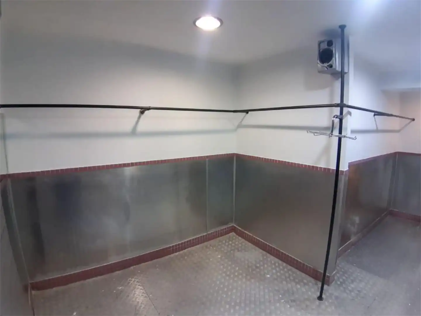 Baño de Local en venta en Santander