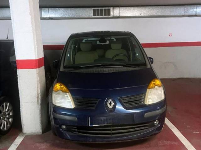 Garaje en Venta en Carrer de Crehuet, 2 en Horta