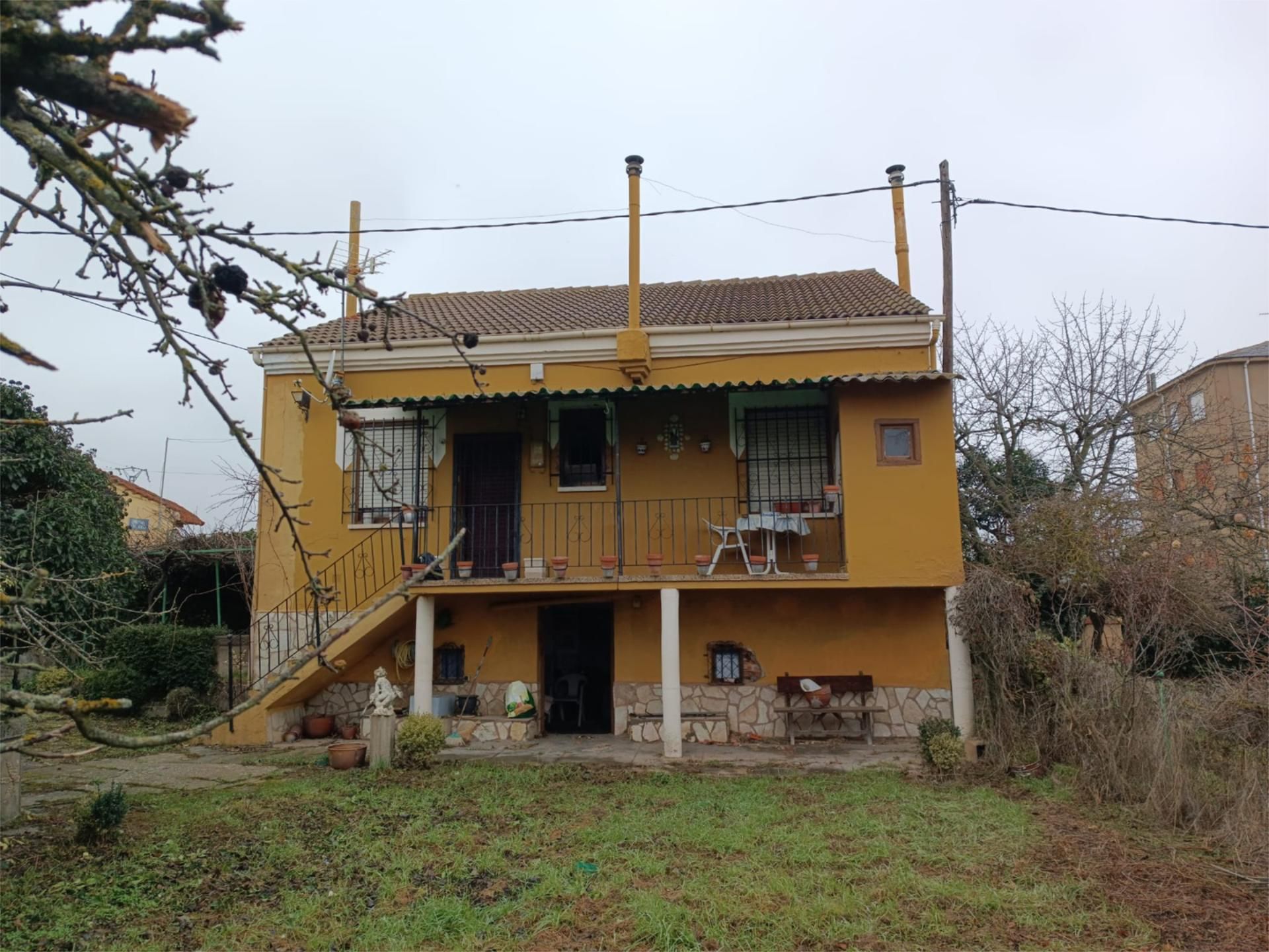 Vista exterior de Finca rústica en venda en Villarejo de Órbigo amb Jardí privat, Terrassa i Traster