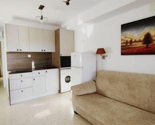 Living room of Flat for sale in El Bosque  with Air Conditioner and Balcony