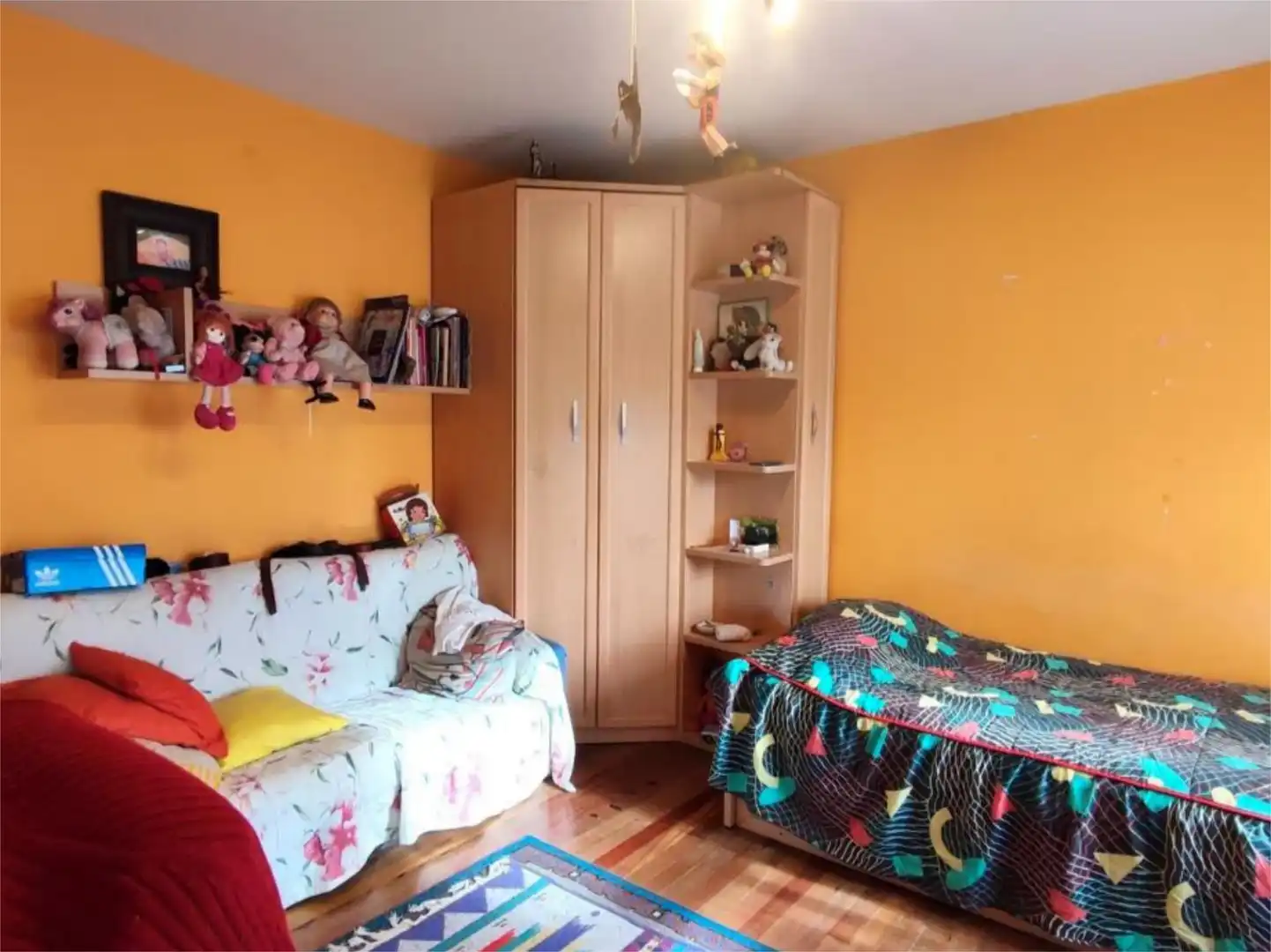 Schlafzimmer von Wohnung zum Verkauf in Culleredo