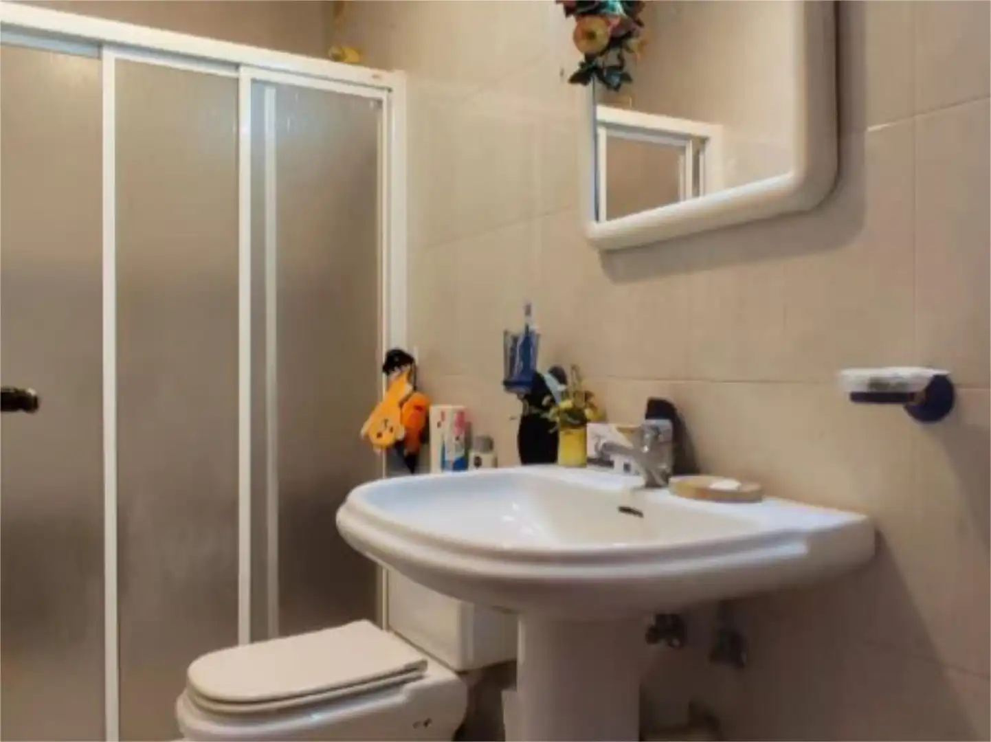 Badezimmer von Wohnung zum Verkauf in Culleredo