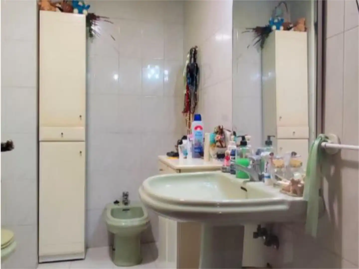 Badezimmer von Wohnung zum Verkauf in Culleredo