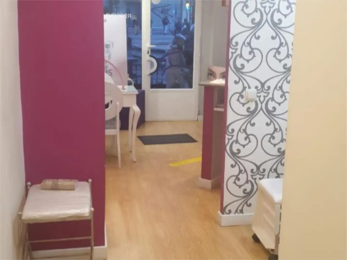 Local en venta en Paseo de Carmelitas, 11, San Vicente - Las Úrsulas Local en venta en Salamanca con Aire acondicionado, Calefacción y Parquet