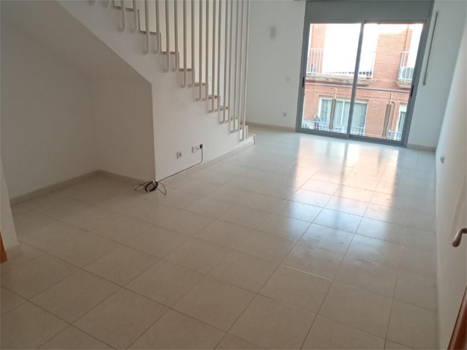 Sala d'estar de Dúplex en venda en Roses amb Terrassa i Balcó