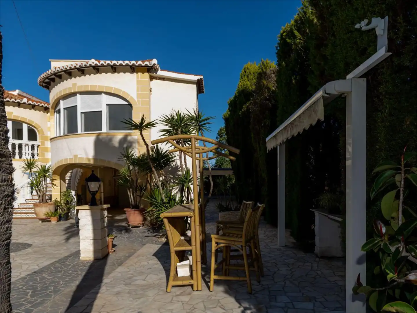 Casa o chalet en venta en Carrer de l'Alzina, 31, El Montgó Jardín de Casa o chalet en venta en Dénia con Aire acondicionado, Calefacción y Jardín privado