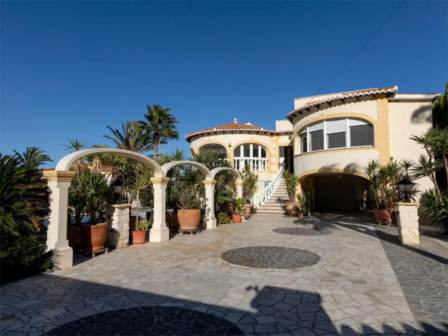 Casa o chalet en venta en Carrer de l'Alzina, 31, El Montgó Vista exterior de Casa o chalet en venta en Dénia con Aire acondicionado, Calefacción y Jardín privado