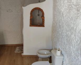 Bathroom of Single-family semi-detached to rent in Guadix  with Terrace, Furnished and Microwave