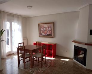 Single-family semi-detached to rent in Travesía del Olivo, 23, Cobeña