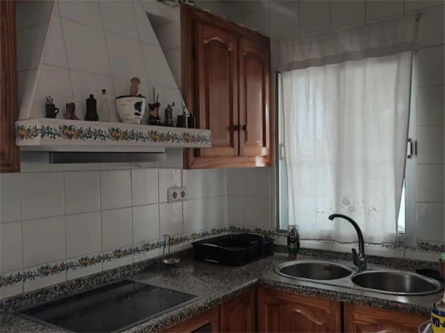 Casa o xalet en venda a Calle Central, 192, Coria del Río Cuina de Casa o xalet en venda en Coria del Río amb Aire condicionat, Calefacció i Jardí privat