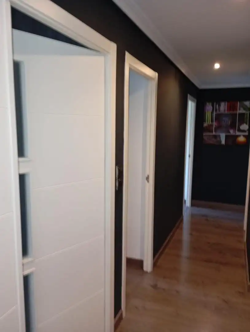 Piso en venta en  Jaén Capital con Terraza, Piscina y Balcón
