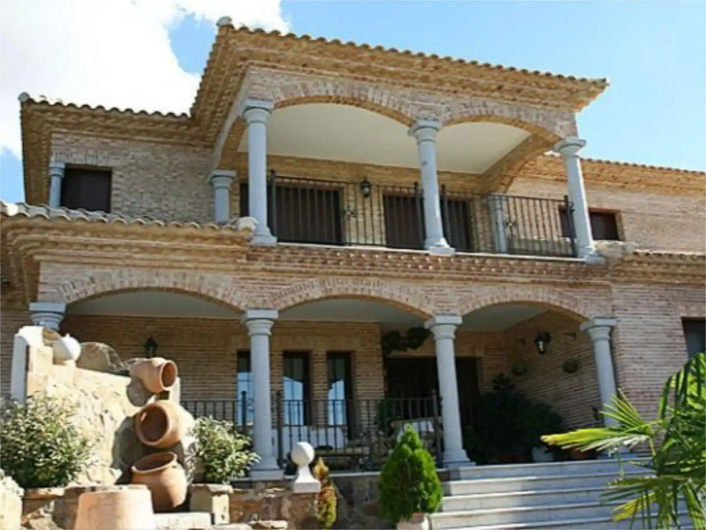 Casa o chalet de alquiler en Calle Monasterio de San Andres del Arroyo, 1, Los Cigarrales-La Bastida Casa o chalet de alquiler en Calle Monasterio de San Andres del Arroyo, 1, Los Cigarrales-La Bastida