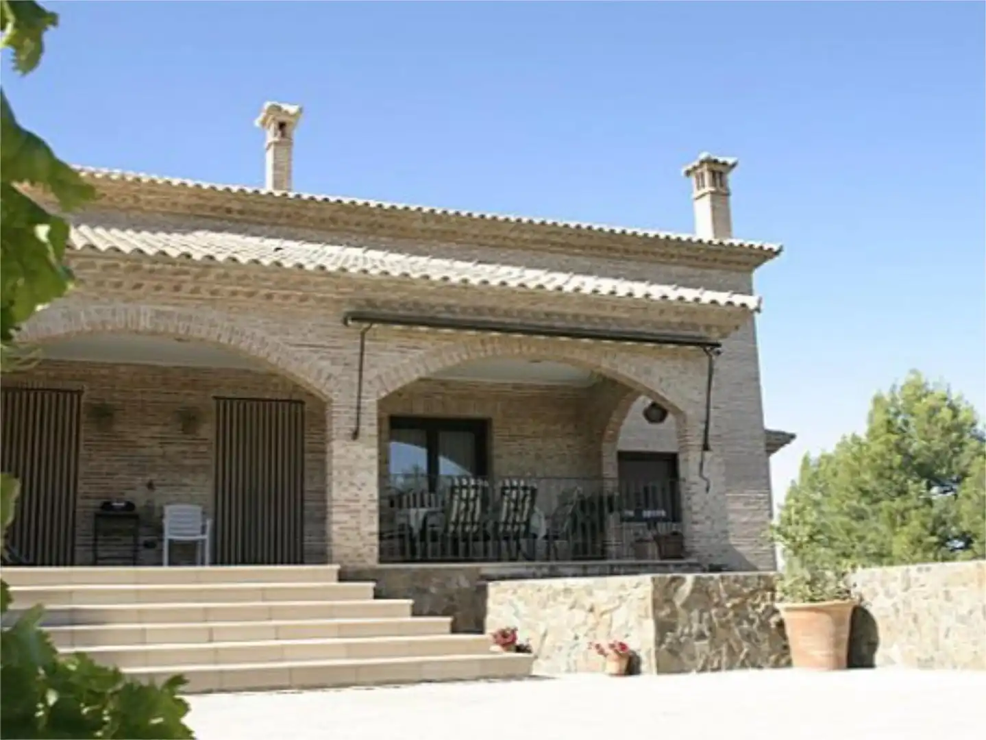 Casa o chalet de alquiler en Calle Monasterio de San Andres del Arroyo, 1, Los Cigarrales-La Bastida Casa o chalet de alquiler en Calle Monasterio de San Andres del Arroyo, 1, Los Cigarrales-La Bastida