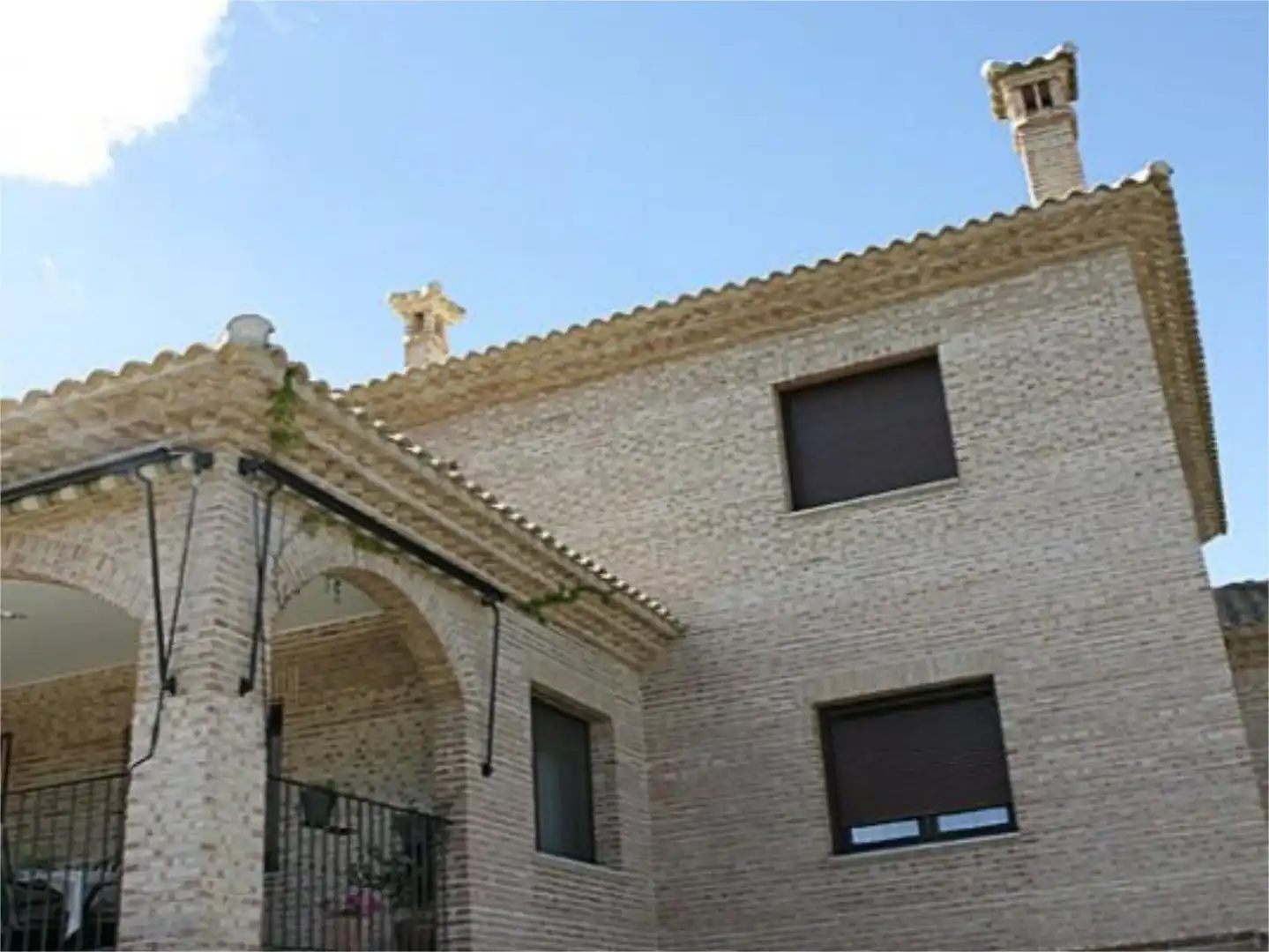 Casa o chalet de alquiler en Calle Monasterio de San Andres del Arroyo, 1, Los Cigarrales-La Bastida Casa o chalet de alquiler en Calle Monasterio de San Andres del Arroyo, 1, Los Cigarrales-La Bastida
