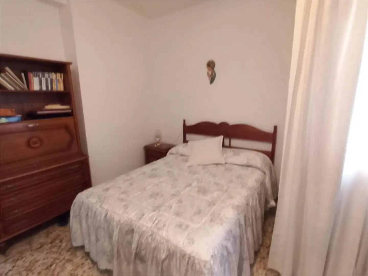 Piso en venta en Calle el Convento, 2, Hinojosa del Duque Habitación de Piso en venta en Hinojosa del Duque con Aire acondicionado, Terraza y Balcón