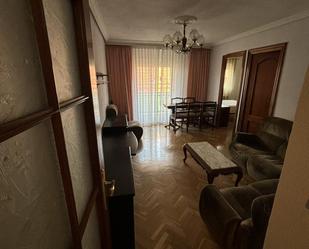 Living room of Flat to rent in Alcalá de Henares  with Air Conditioner, Heating and Parquet flooring