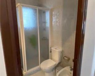 Bathroom of Flat for sale in Gelves